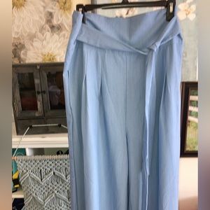 New with tags women’s wide leg trousers sz L